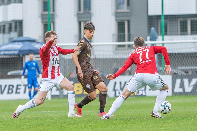 世界杯決賽驚現上半場雙換人 德尚險造大逆轉.