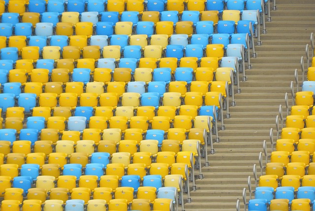 他贡献了两 他贡献了两